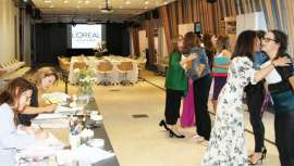 Para más del 70% de los españoles la belleza es naturalidad. Por supuesto hay un 68% que relaciona la belleza con la atracción, pero está en equilibrio con otros conceptos mas emocionales que crecen con la madurez de la sociedad