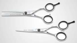 La firma lanza estas tijeras de acero idóneas para desfilar el cabello. Una novedad pensada para los profesionales que esperan herramientas de alta calidad para su día a día