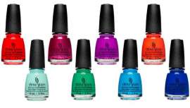 La firma China Glaze propone una impactante gama de 12 colores de laca de uñas para coronarse como la reina indiscutible del verano