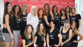 El pasado 6 de julio, tuvo lugar la presentación oficial del salón, dirigido por Nuria Pascual y su hija Ariadna, situado en el centro comercial LÀnec Blau (Castelldefels) ante blogueros/as y prensa especializada en belleza