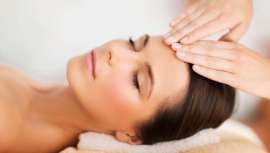 El tratamiento consiste en cuatro pasos con los que se consigue penetrar en las capas más profundas de la piel