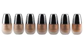 Se presenta con una gama de siete tonos: dos claros, tres medios y dos oscuros