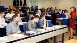 El programa de Excelencia en Business de Salones de Peluquería, impartido por ESCP Europe en estrecha colaboración con LOréal Professionnel, otorga una formación imprescindible para los profesionales de la peluquería de hoy en día