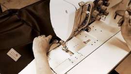 Pietranera fabrica de manera artesanal todo su mobiliario. Cada pieza es especial, única y cuidada en sus detalles