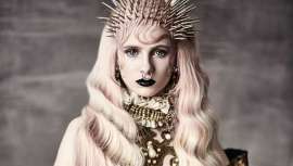 El estilista de Oviedo repite candidatura en estos prestigiosos premios. En esta ocasión, Mon ha presentado a concurso su colección Gothic Revival dentro de la categoría de Vanguardia