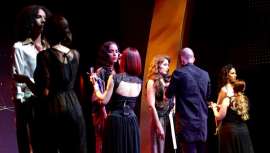 El emblemático teatro El Molino acogió el estreno de la colección otoño-invierno de Ten Image el pasado 18 de septiembre. Raw Luxure sugiere una experiencia de belleza glamurosa, sensorial y real a través de texturas, olores y colores 