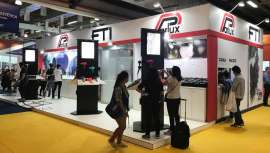 La firma da a conocer el Parlux Advance Matt Blue 40 years, desarrollado con motivo de su 40 aniversario 