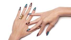 Te descubrimos cómo confeccionar los esmaltados y efectos para las uñas que marcan la pauta esta temporada