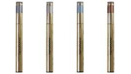 Profesionales y clientas demandan Monomatic, la sombra de ojos que por su práctico formato, textura cremosa, colores y larga duración, se ha convertido en un básico del make up. Sólo con DOrleac