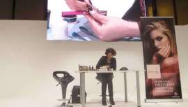 El escenario del pabellón 5 se convierte en lugar de encuentro de las últimas tendencias en maquillaje y nail art