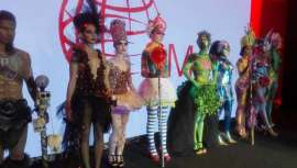 La ya célebre Gala OMAT, en Salón Look, ha tenido lugar este año con mucho glamour y un altísimo nivel. La mejor de las pasarelas sin duda de quienes aspiran a la cima en el mundo profesional de la imagen