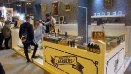 Barbas, barberos y barberías ocupan espacio propio en Salón Look, pabellón 2, en el que se dan cita los principales exponentes de un sector y concepto al alza. Es el caso de Hey Joe, empresa de reciente cuño creada por barberos