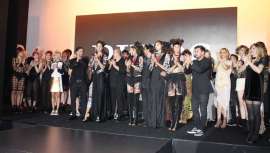 La firma recalcó su misión de acercar y compartir inspiración y propuestas actuales y futuras, poniéndolas en manos de los profesionales del salón. La gran fiesta de la peluquería culminó con el esperado 125 aniversario de la firma Cebado