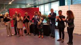 La Asociación de Maestros Peluqueros reúne en su ya clásico cóctel de bienvenida a sus socios y protagoniza una interesante ronda de conferencias en torno a la gestión y desarrollo de los salones de peluquería y sus profesionales