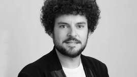 Joven y sobradamente preparado, Manuel, Manuel Ferreres, al frente de Salon Five, es ya marca y sello propio y personal a la hora de proponer estilos y crear imágenes únicas. Así ha sido con Chelsea