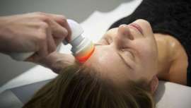 Wishpro presenta lo último en tecnología led en combinación con los activos de sus cápsulas. El led, aplicado a través de corriente magnética posibilita y potencia efectos sobre los tejidos y las células nunca vistos hasta el momento