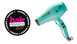 A revista britânica Hair Magazine consagra a Parlux como o melhor secador profissional da sua categoria pela quarta vez. Ao mesmo tempo, a empresa continua a estar presente em feiras e salões de todo o mundo