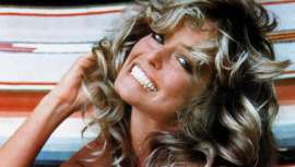 Descubre los tips que le proporcionarán a tu clienta la melena que se impone. Volumen y ondas, a lo Farrah, cuya imagen se convierte en mito a seguir en los salones de peluquería y belleza