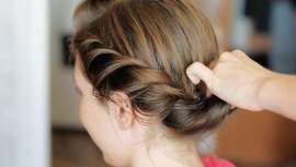 La trenza de cuerda se podría convertir en el peinado de este invierno. Un recogido original a tener en cuenta