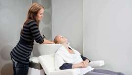 Nunca mejor dicho ni mejor nombre para una de las piezas claves en tu salón de peluquería. Porque decidirse por el mejor es una cuestión de cabeza, te presentamos modelos y detalles a tener en cuenta para una precisa y acertada elección