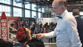 El certamen, que se propone impulsar el sector hispano-luso del cuidado de la imagen personal, la moda y la cosmética registró una buena afluencia de público profesional y general 