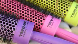 Rose, Lime y Purple. Tres colores, una filosofía. Los nuevos C·Ramic Colors 2018 incluyen la última tecnología y un diseño optimizado para cuidar el cabello, aumentando su brillo, a diario 