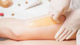 Desde hace más de mil años, las mujeres han usado azúcar para depilarse. La técnica del sugaring no daña la piel y no causa alergias de ningún tipo