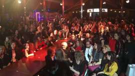 El X Aniversario Oh my Cut! congrega a 300 profesionales en torno a su ya clásico Up Date en el marco del original Gran Teatro Príncipe Pío de Madrid. La cadena suma en la actualidad 85 establecimientos con grandes expectativas de expansión