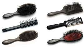 Na hora de realizar uma boa escovagem, a firma aconselha a usar uma escova adequada em função do cabelo da clientela. Termix dá a conhecer a sua ampla gama pensando no profissional e nos seus clientes