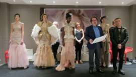 En el marco del Congreso Intercoiffure España, el equipo artístico ha vuelto a demostrar todo su talento en una intervención estrella para presentar la nueva colección Nature Bohéme, protagonizando a su vez un taller de recogidos excepcional