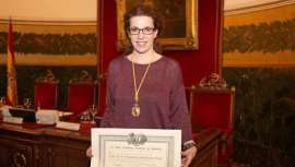 Dermatóloga y docente del Máster y Experto en Calidad de Vida y Cuidados Médico-Estéticos del Paciente Oncológico, la doctora Ana Fernández-Tresguerres accede al cargo de académica de la Real Academia de Medicina