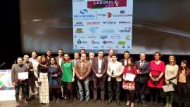 La Asociación de Iniciativas Empresariales ha concedido a Sapphire, empresa de fabricación y venta de láseres de diodo para depilación y aparatología médico estética, el premio Mejor Empresa Consolidad de Valladolid, en reconocimiento a su labor