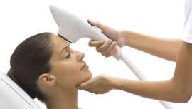 Si se observan las recomendaciones adecuadas, caso de la fotoprotección, el IPL se erige como fuente de luz que trata y elimina de forma permanente las manchas solares de la piel