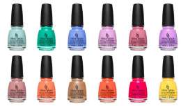 Los leggins son el nuevo denim y la corriente que arrasa en el outfit de las celebrities es el Athleisure, ropa de gimnasio, accesorios lujosos y elegantes. China Glazé sigue la tendencia y lanza Chic Physique las uñas de esta temporada