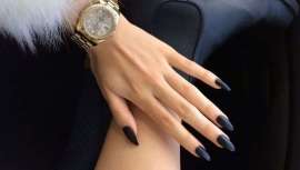 El negro copa la actualidad en moda para las uñas y se convierte en objeto de deseo del Nail Art. 2018 viene cargado de negro en las manicuras que eligen el diseño Nail Art y el 3D como sus principales herramientas para el éxito