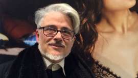 Profesional de bandera, tiene a gala llevar el maquillaje a las más altas cotas de la belleza para deleite, incluso, de las musas que lo observan. José Sande relata su experiencia y desvela su pasión ahora confesa y entrega, de naturaleza absoluta