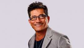 El cofundador del salón Sam Villa y embajador artístico global de Redken se une al resto de influencers del sector belleza que estarán presentes en este evento. Breaking Into Beauty se celebrará el 5 de mayo en Omaha (Nebraska, Estados Unidos)