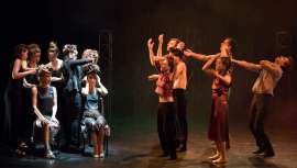 Carol Bruguera fusiona peluquería y danza en un espectáculo que gira en torno al estado de ánimo, como un cielo a veces despejado y otras no tanto. El hair show, patrocinado por Revlon Professional, llega a su décima edición 