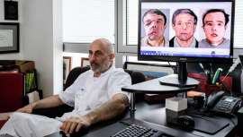 Su nombre, Jérôme Hamon. En Francia le llaman el hombre de las tres caras, la primera, la suya por nacimiento, la segunda, tras su primer trasplante, y la tercera tras el último al que se ha sometido recientemente 