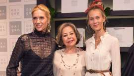 Bellezas del calibre de Judit Mascó o Vanesa Lorenzo, seguidoras de Estrella Pujol y su centro Oxigen, se reúnen en el que ya se ha convertido en un clásico, la bienvenida a la primavera en las renovadas instalaciones de este templo de la estética