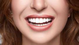 Está de moda tener los dientes blancos, una sonrisa bonita ilumina el resto de la imagen que cada uno da, más clientas se sienten más seguras de su estética