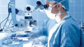 La Dermatología, y en concreto la detección, extirpación y curación del cáncer de piel, tiene en la cirugía de Mohs a su principal aliado. Intervención quirúrgica que además procede para evitar en todo lo posible futuras cicatrices