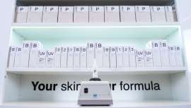 Universkin es un nuevo concepto científico basado en la creación de fórmulas personalizadas para cada piel, a partir de 19 principios activos diferentes