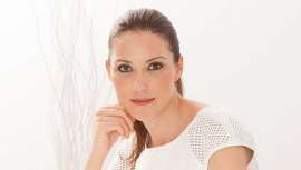 Una de las especialistas con más larga trayectoria y prestigio en la Medicina Estética, la doctora Raquel Moreno Pentinel, revisa para Beautymed las claves de las técnicas mínimamente invasivas y los materiales que consigan la máxima naturalidad