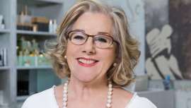 Pionera, Isabel Lostao, cinco décadas dedicadas a la estética, es una de las profesionales más importantes de nuestro país, que hoy nos cuenta en primera persona cómo dio inicio a su carrera y desvela algunas de las claves de su éxito