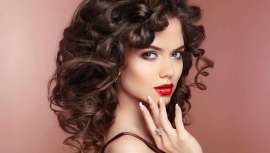 Nada mejor que el consejo experto para convertir al rizo, por otra parte, el trend de temporada, en el mejor aliado de belleza de tu clienta. Pero, ¿sabes qué consejos seguir y prescribir? Los profesionales de Olaplex nos lo cuentan