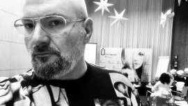 Embarcado en gira estelar Forever In (Para Siempre), Antonio Calvo, junto a otros dos grandes de la peluquería, Pedro Muñoz y Montse Morella, recorre Latinoamérica con un show de factura única y nos descubre todos los detalles del mismo