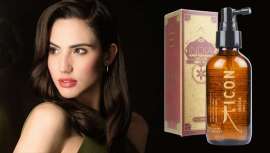 I.C.O.N. presenta esta mezcla de aceites con nutrientes como el argán, la moringa y el aroma éxotico del ámbar. India Dry Oil aporta una sensación seca prácticamente al instante