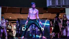 Barcelona Underwater, el beauty art show de la escuela del Grupo Cazcarra, ha cautivado a más de un millar de personas, entre alumnos, familiares, docentes y prensa especializada