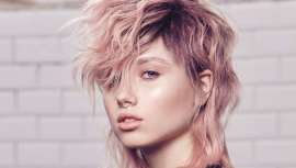 Mario Anes, director artístico de Cotril España, destaca que los colores pastel son tendencia, en los siguientes tonos: Soft Pink, Peach Blonde y Lavender Blonde. Sin duda, los tres tonos más solicitados entre las mujeres atrevidas 